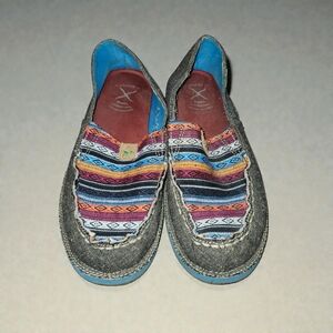 Womens Twisted x Flats